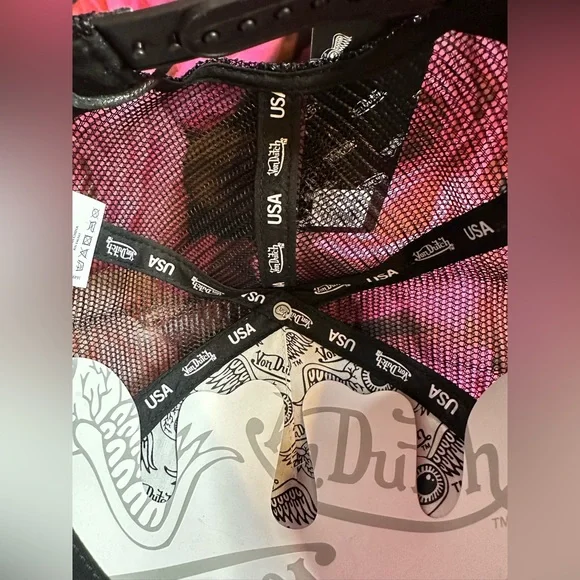 Von Dutch Animal Print Trucker Hat - Picture 7 of 12